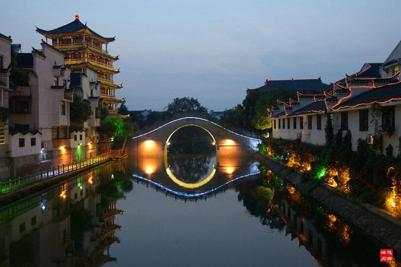 虫虫助手下载